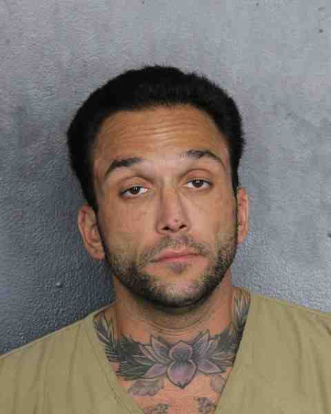 Booking photograph for DE ROSA, SALVATORE
