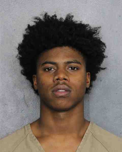 Booking photograph for LINDER, CARLOS