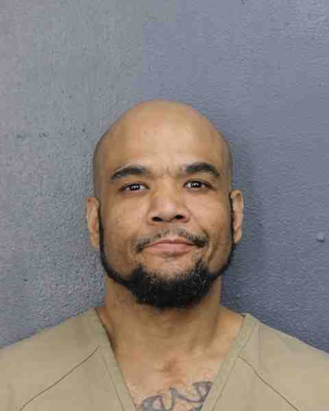 Booking photograph for NUNEZ, JAISSON