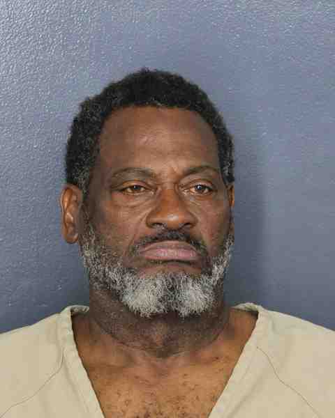 Booking photograph for GILES, DARRYL
