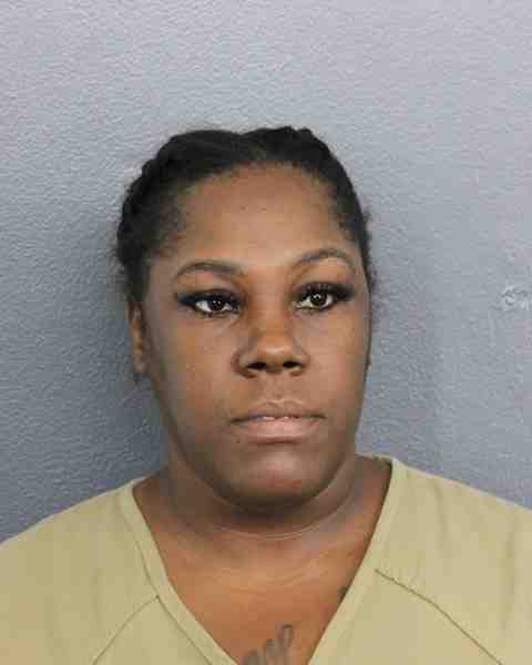 Booking photograph for STEPHENS, SHAQWANZA