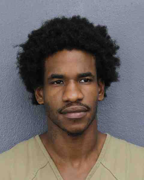Booking photograph for DARCISSE, ISAIAH