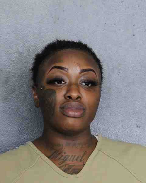 Booking photograph for JONES, JERNAZIA